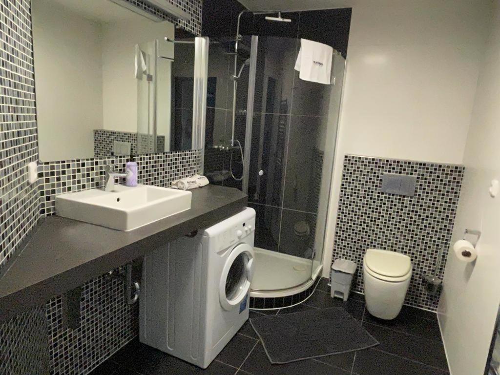 Rumako Apartments Praha Bagian luar foto